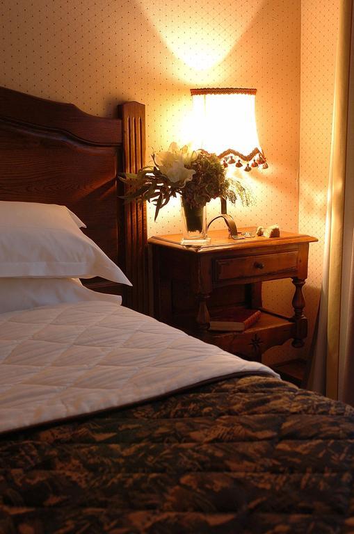 Hotel Amarante Beau Manoir Paris Zimmer foto