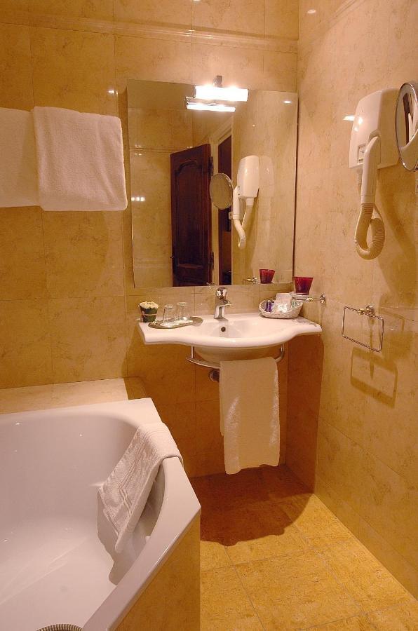 Hotel Amarante Beau Manoir Paris Zimmer foto